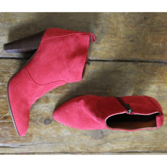 Madewell Red Ankle Boots - Picture 2 of 3